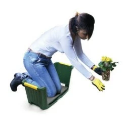 Miracle-Gro 23" Roll N' Kneel 4-in-1 Garden Kneeler -Gardening Official Shop unnamed file 179