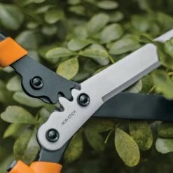 Fiskars PowerGear 2 Hedge Shears (23") -Gardening Official Shop unnamed file 392